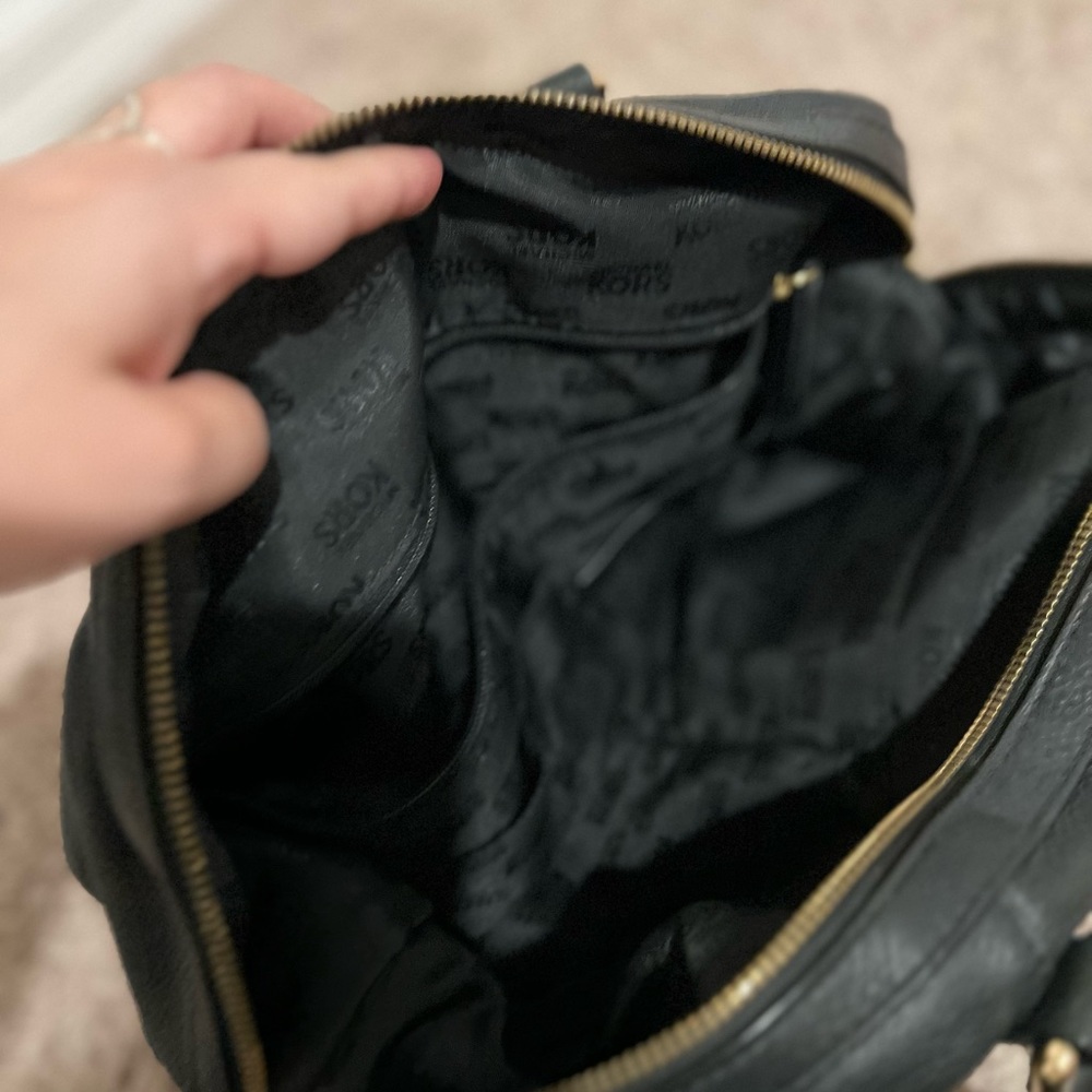 Michael Kors Handbag - Picture 8 of 9